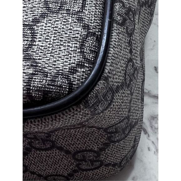 GUCCI GG Supreme Coated Canvas Shoulder Crossbody Unisex Messenger Bag - Picture 11 of 16